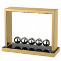 Newtons Wiege mit goldenem Rahmen und Marmor Basis